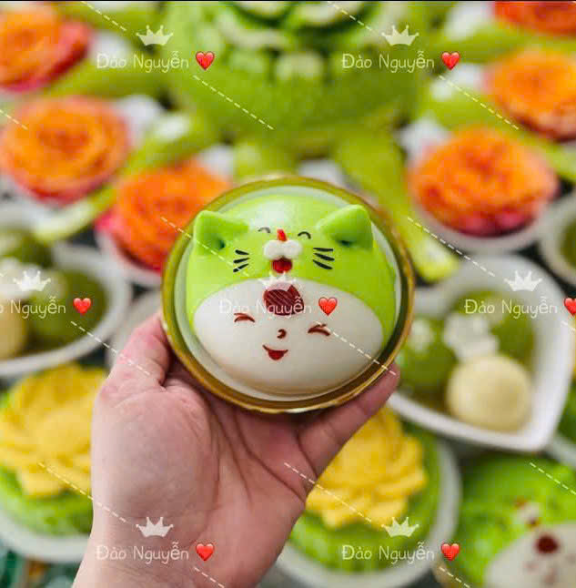 Đĩa tròn viền vàng nhỏ rộng đáy 7,5cm đựng bánh bao, trầu cau bày mâm cúng, bàn tiệc
