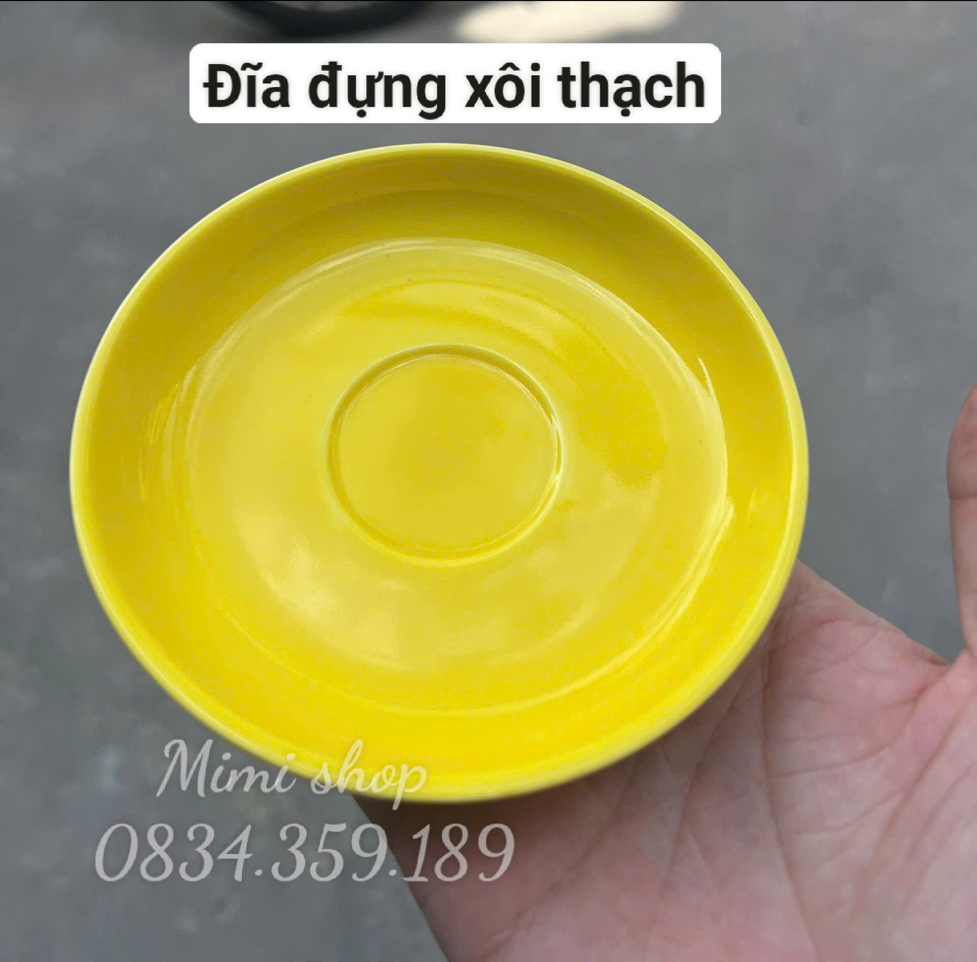 Đĩa tròn màu vàng 11cm đựng xôi, bánh, thạch, trầu cau bày mâm cúng, bàn tiệc