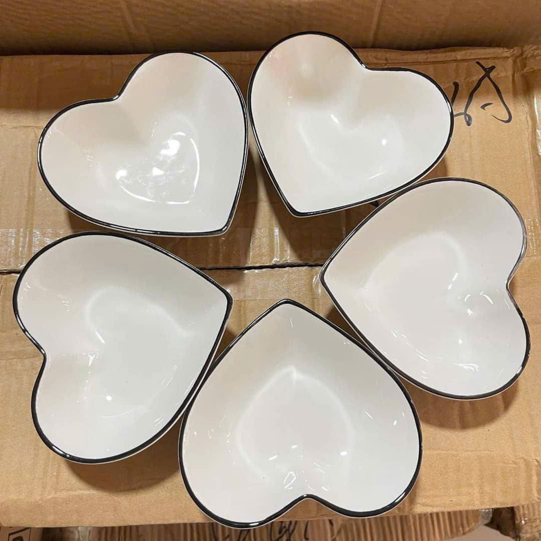Bát tim sứ viền đen đựng chè trôi bày mâm cúng, chén tim sứ decor bàn ăn