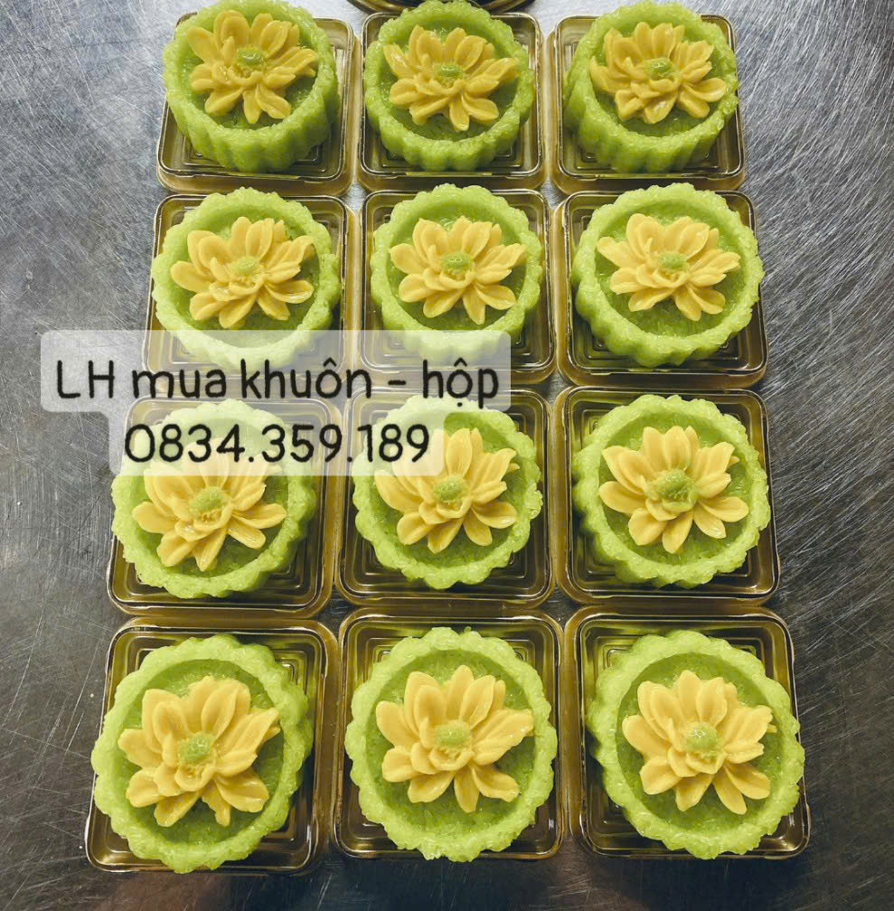 Khuôn silicon hoa sen cánh rủ ấn đậu trang trí xôi, đổ rau câu