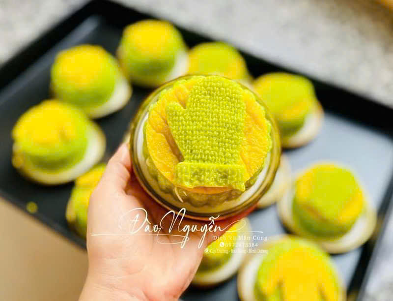 Khuôn silicon tất tay đính nơ