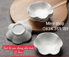 Bát lá sen đựng chè trôi bày mâm cúng, decor bàn ăn