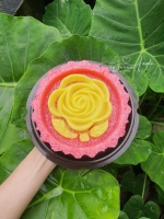 Khuôn ấn xôi tròn 13cm viền khía- Hoa hồng